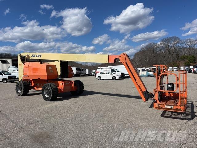 JLG 800AJ Kuukulkijat