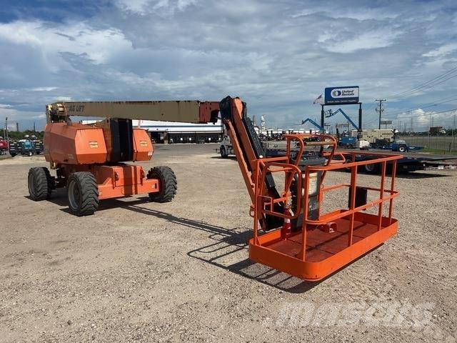 JLG 800AJ Kuukulkijat