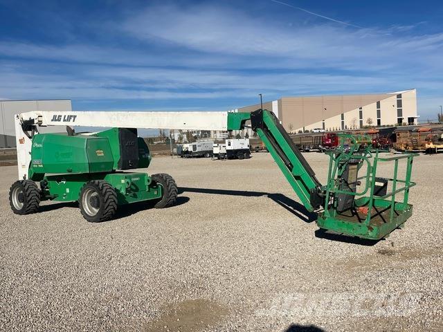 JLG 800AJ Kuukulkijat