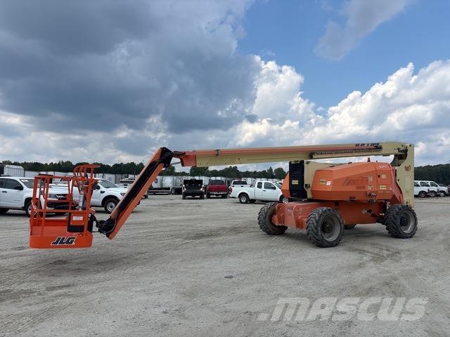 JLG 800AJ Kuukulkijat