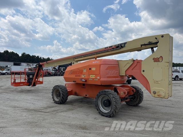 JLG 800AJ Kuukulkijat