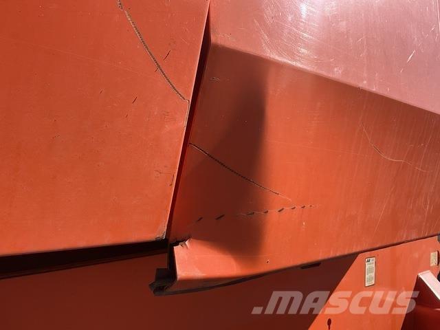 JLG 800S Teleskooppipuominostimet