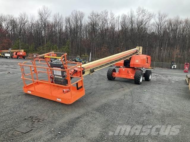 JLG 800S Teleskooppipuominostimet