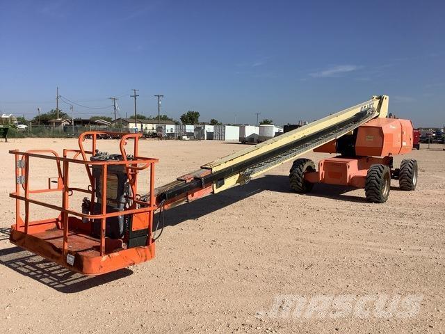 JLG 800S Teleskooppipuominostimet