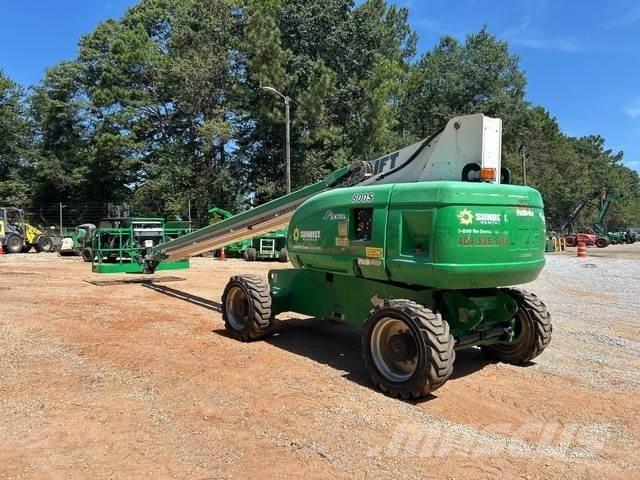 JLG 800S Teleskooppipuominostimet