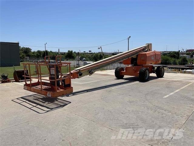JLG 800S Teleskooppipuominostimet