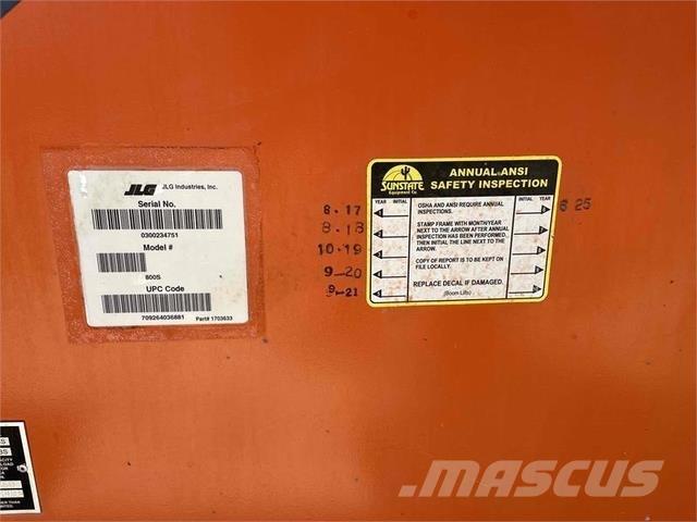 JLG 800S Teleskooppipuominostimet