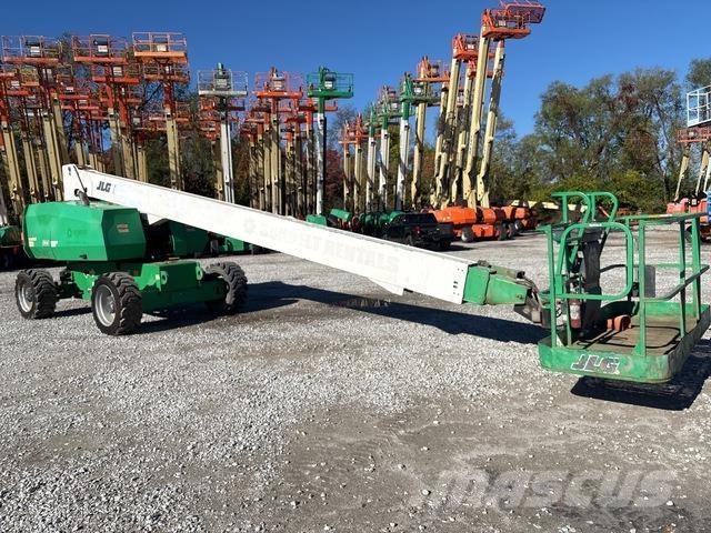 JLG 800S Teleskooppipuominostimet