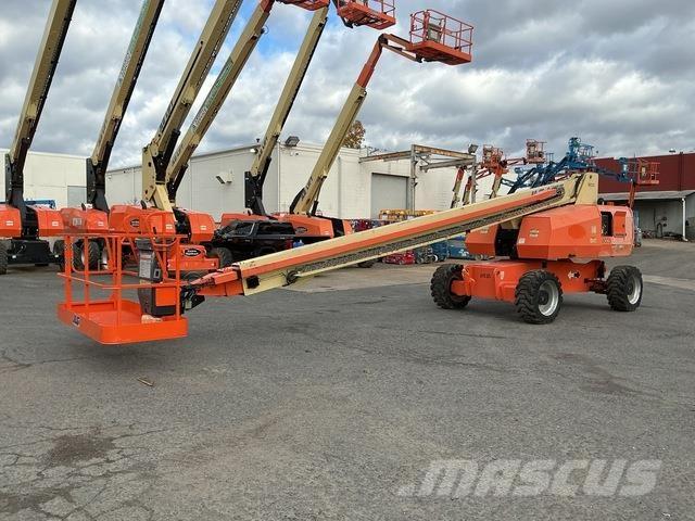 JLG 800S Teleskooppipuominostimet