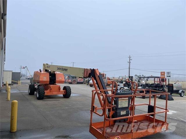 JLG 860SJ Teleskooppipuominostimet