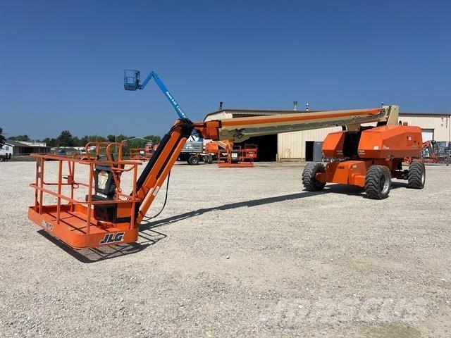 JLG 860SJ Teleskooppipuominostimet