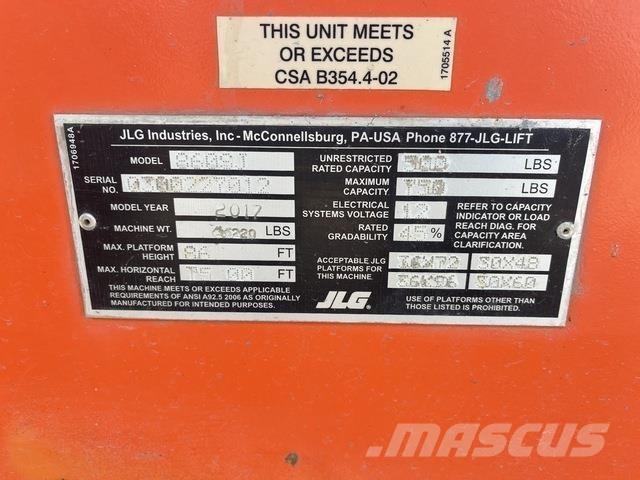 JLG 860SJ Teleskooppipuominostimet