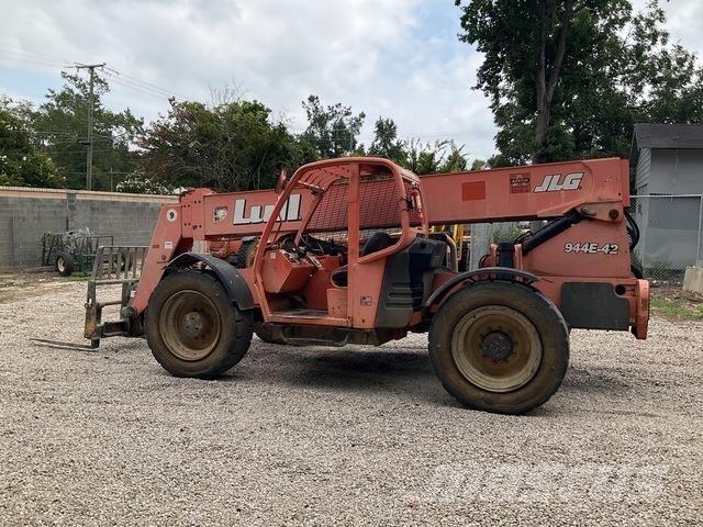 JLG 944E-42 Kurottajat