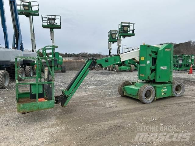 JLG E300AJ Kuukulkijat