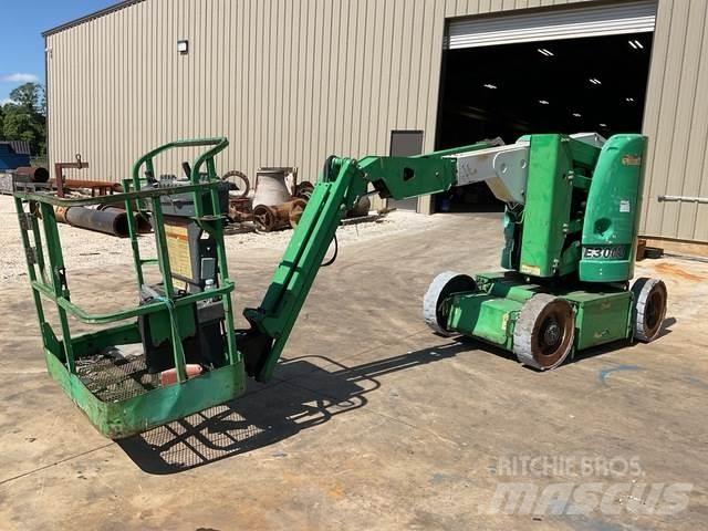 JLG E300AJ Kuukulkijat