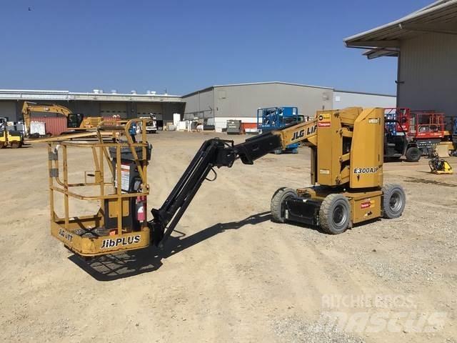 JLG E300AJP Kuukulkijat