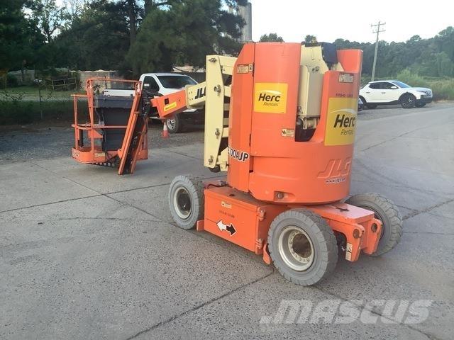 JLG E300AJP Kuukulkijat