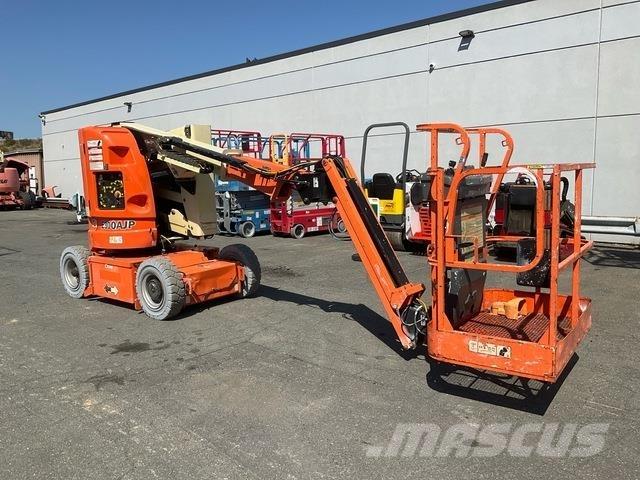 JLG E300AJP Kuukulkijat