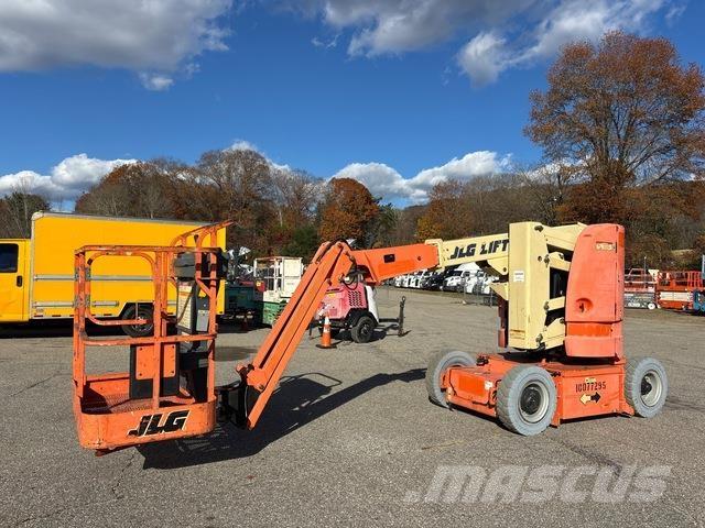 JLG E300AJP Kuukulkijat