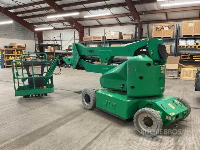 JLG E400AJPN Kuukulkijat