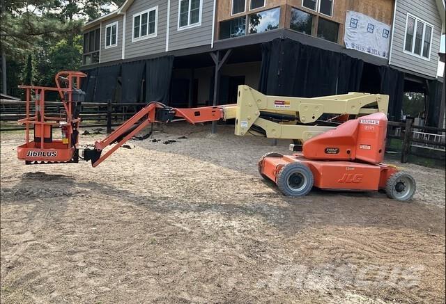 JLG E400AJPN Kuukulkijat