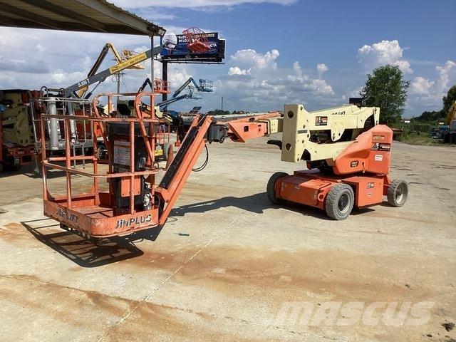 JLG E400AJPN Kuukulkijat