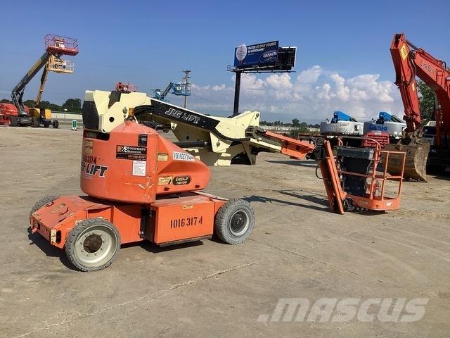 JLG E400AJPN Kuukulkijat
