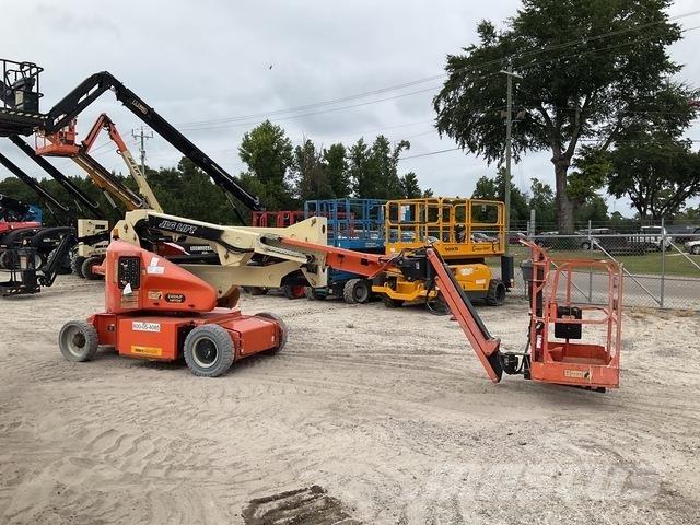 JLG E400AJPN Kuukulkijat