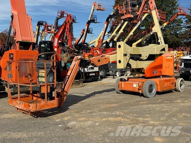 JLG E400AJPN Kuukulkijat