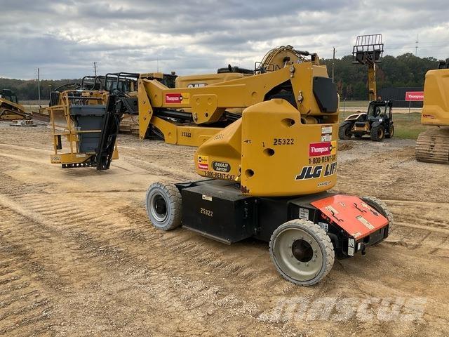JLG E400AJPN Kuukulkijat