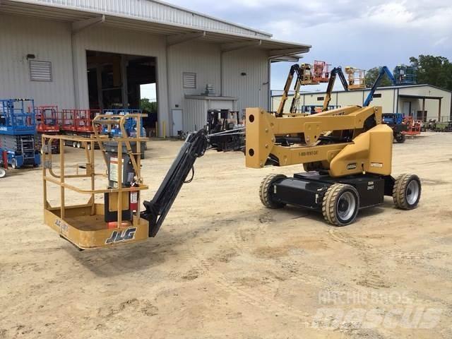 JLG E450AJ Kuukulkijat