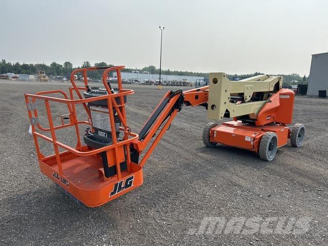 JLG E450AJ Kuukulkijat