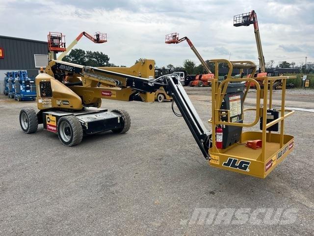 JLG E450AJ Kuukulkijat
