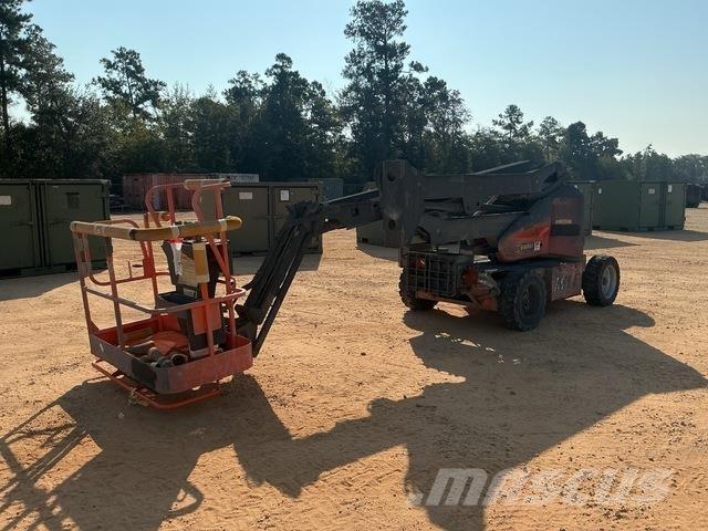 JLG E450AJ Kuukulkijat