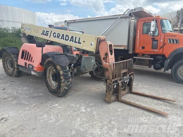 JLG G6-42A Kurottajat