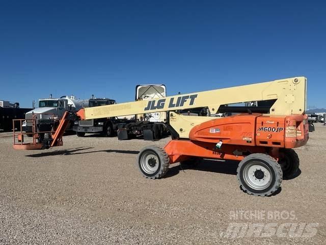 JLG M600JP Kuukulkijat