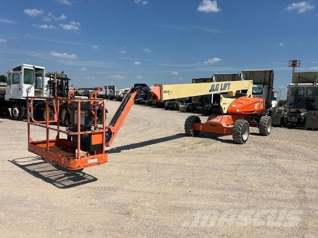 JLG M600JP Kuukulkijat