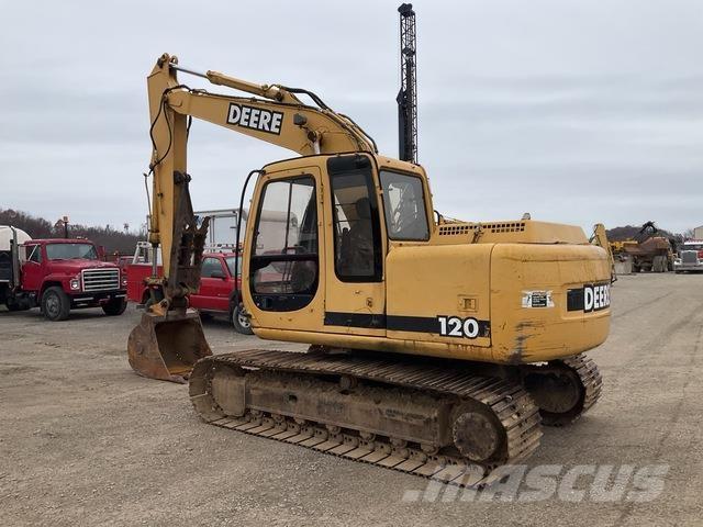 John Deere 120 Telakaivukoneet