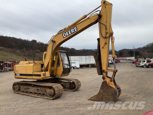 John Deere 120 Telakaivukoneet