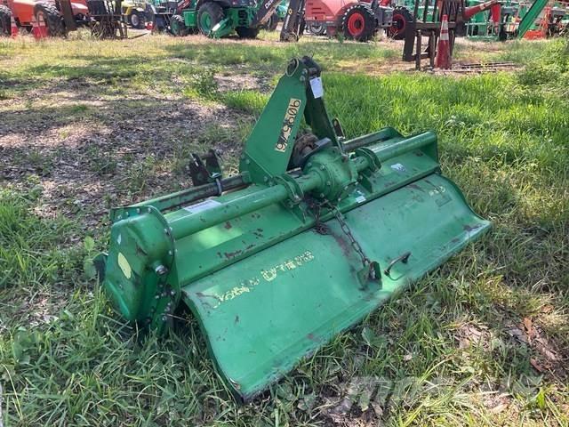 John Deere 665 Muut koneet