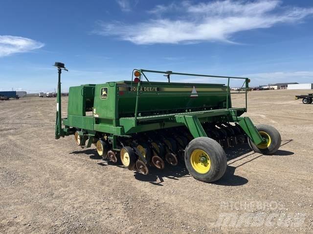 John Deere 750 Kylvökoneet