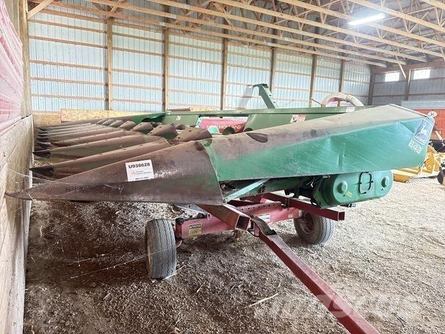 John Deere 843 Muut maanmuokkauskoneet ja lisävarusteet