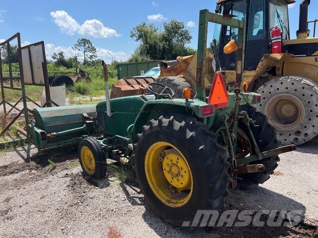 John Deere 970 Lakaisukoneet sisäkäyttöön