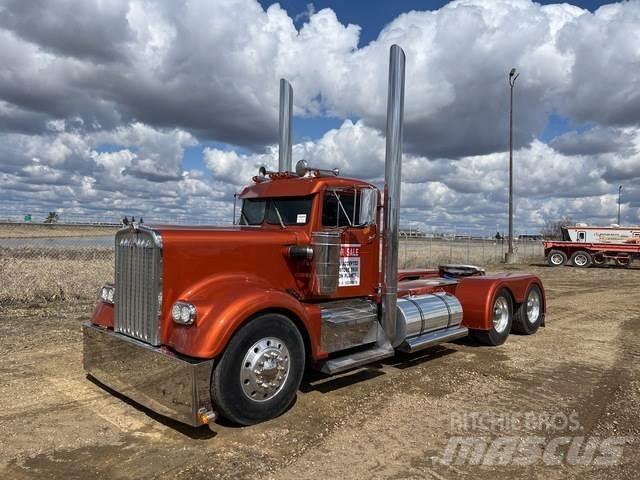 Kenworth 925 Vetopöytäautot