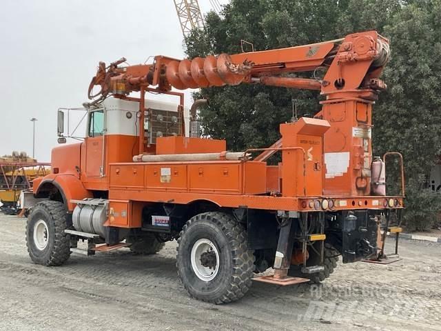 Kenworth C500 Kuorma-auto porauskalustolla