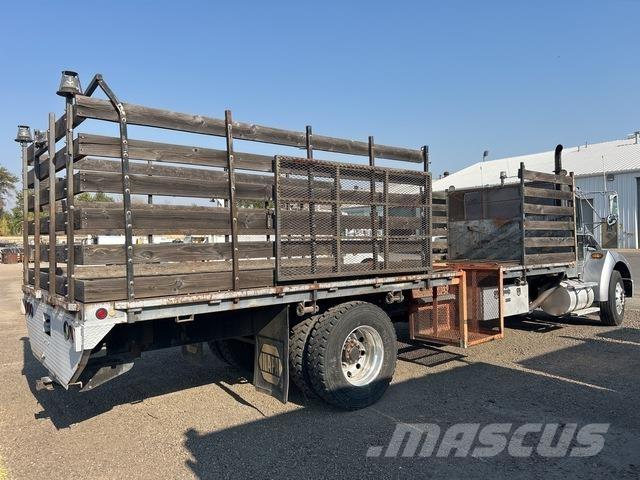 Kenworth T-300 Lava-kuorma-autot