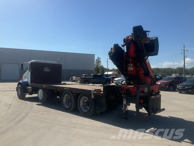 Kenworth T-800 Nosturiautot