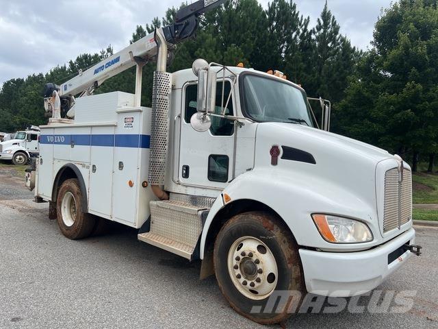 Kenworth T270 Tienhoitoautot