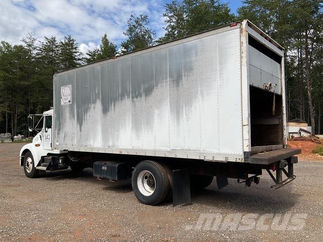 Kenworth T300 Umpikorikuorma-autot