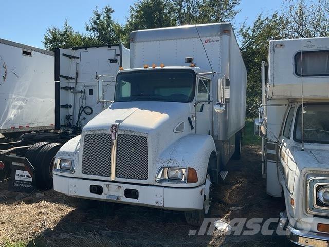 Kenworth T300 Umpikorikuorma-autot